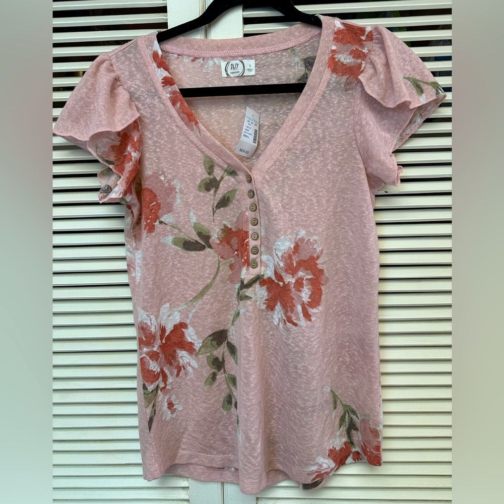 Maurices Pink Floral Shirt Size Small